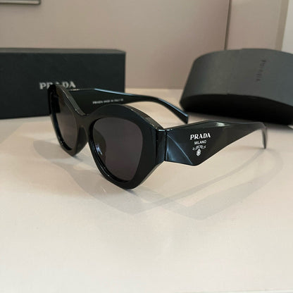 PR Women's sunglasses 1825052811