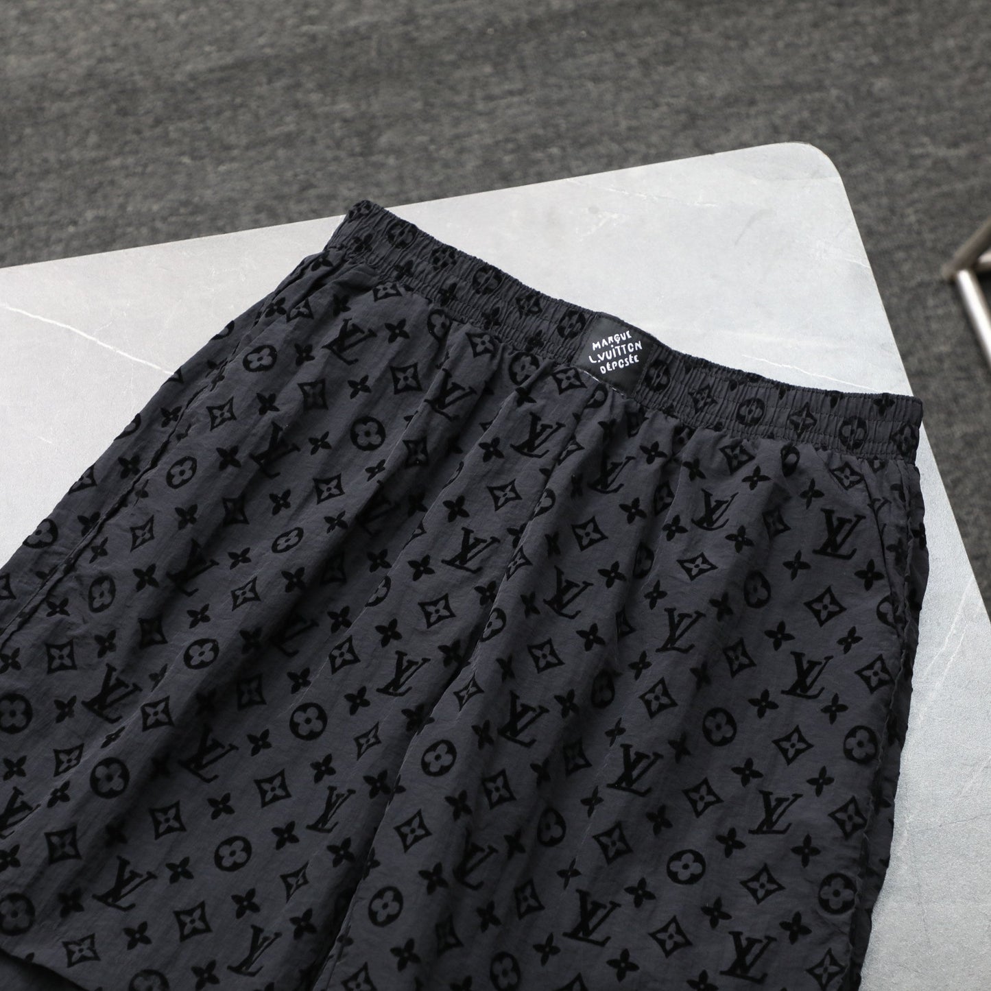 LV Jacquard Logo Casual T-shirt, Elastic Shorts 1825061817