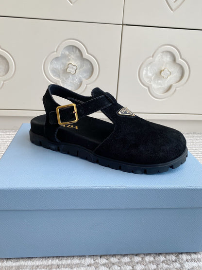 PR Birkenstocks 1825061818