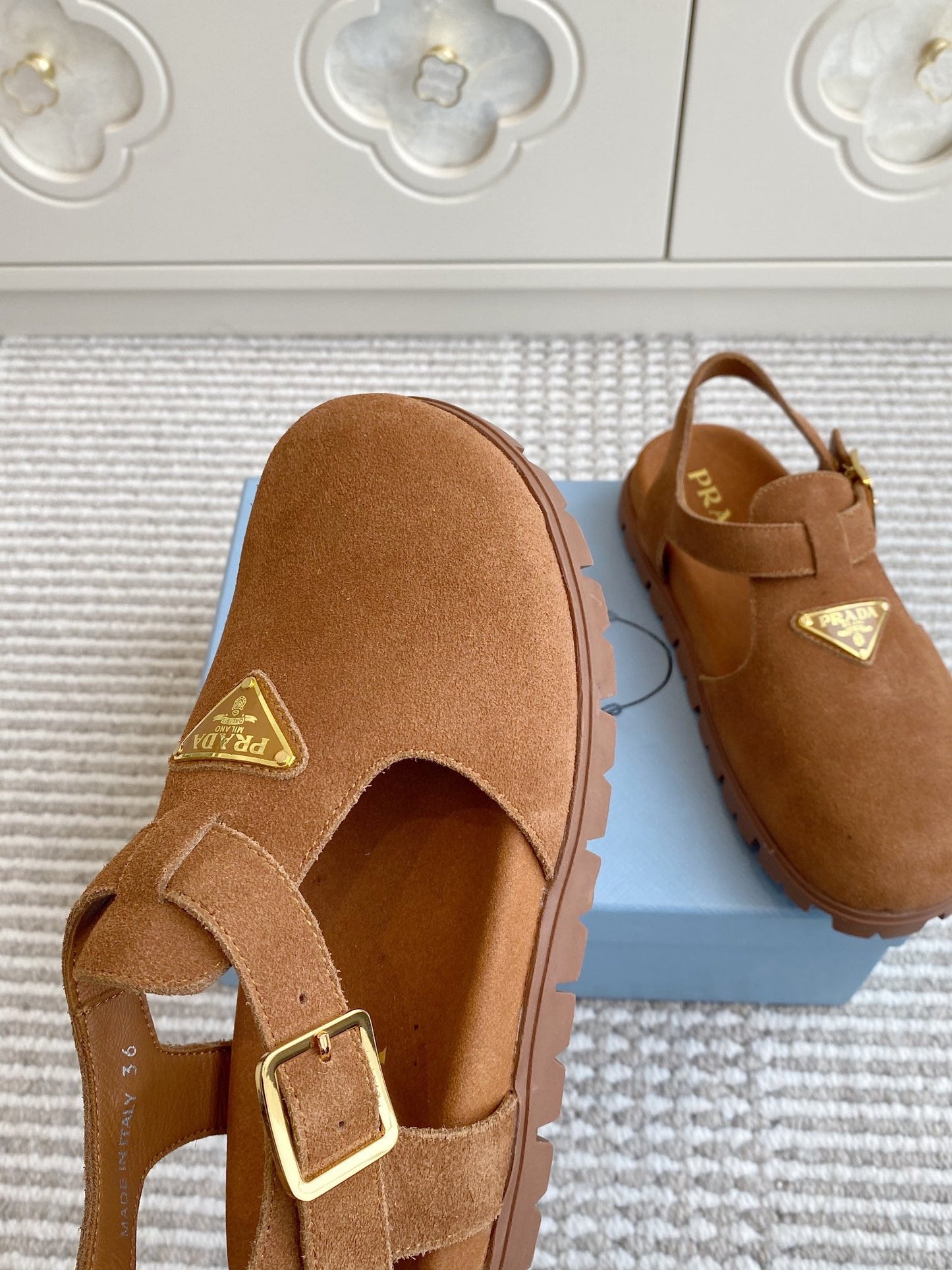PR Birkenstocks 1825061818