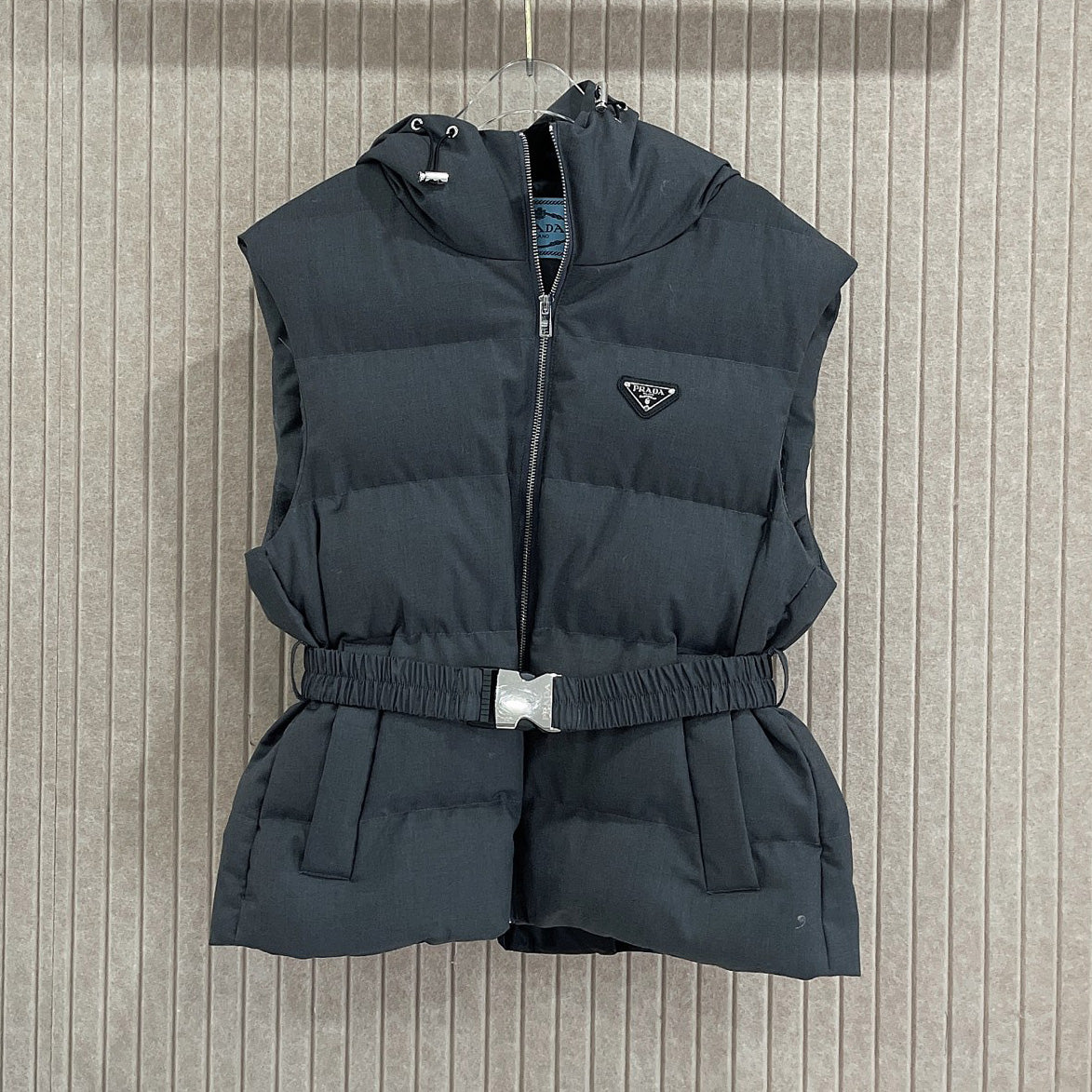 P hooded cotton vest jacket 1825090901