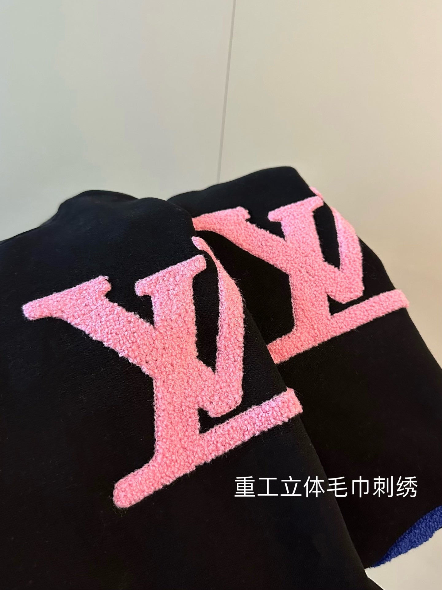 V Heavy Industry Color Towel Embroidery Logo Round Neck Sweatshirt 1825090902