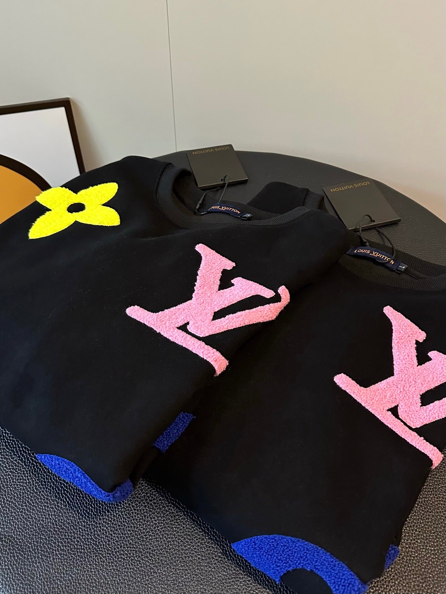 V Heavy Industry Color Towel Embroidery Logo Round Neck Sweatshirt 1825090902