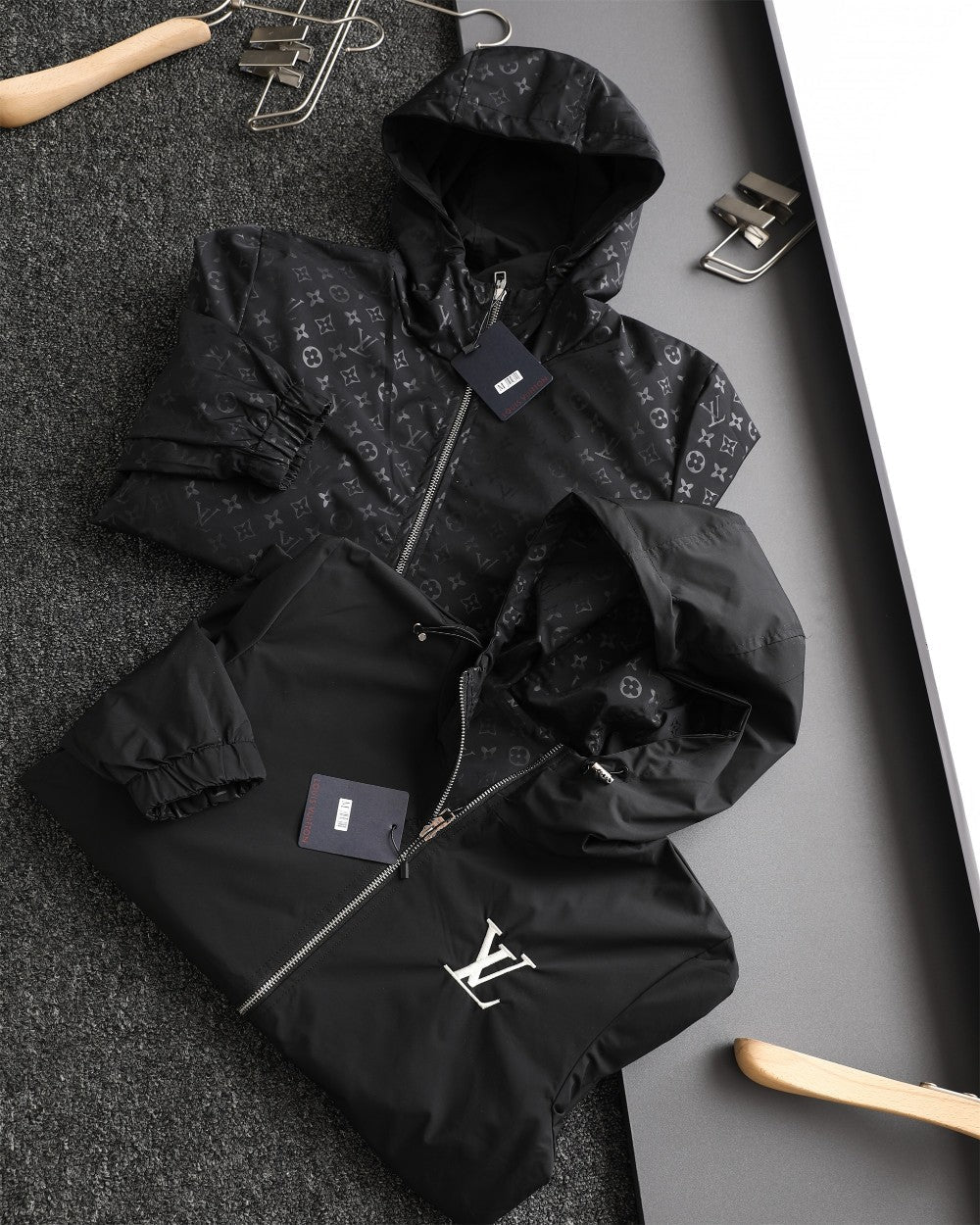Reversible Logo Print Hooded Jacket 1825090903