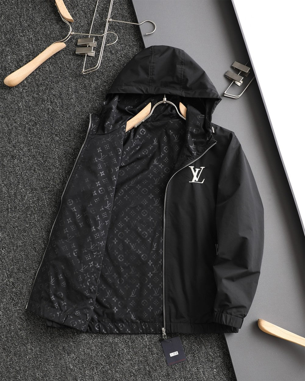 Reversible Logo Print Hooded Jacket 1825090903