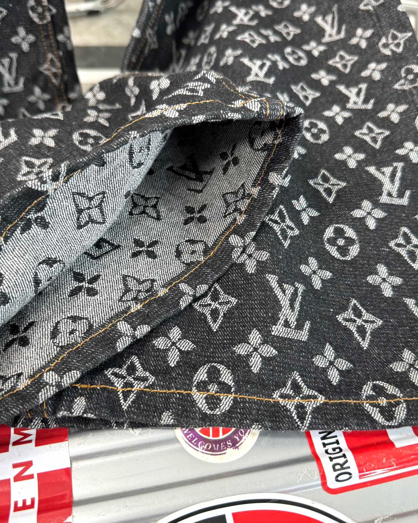 V classic print jeans 1825090905
