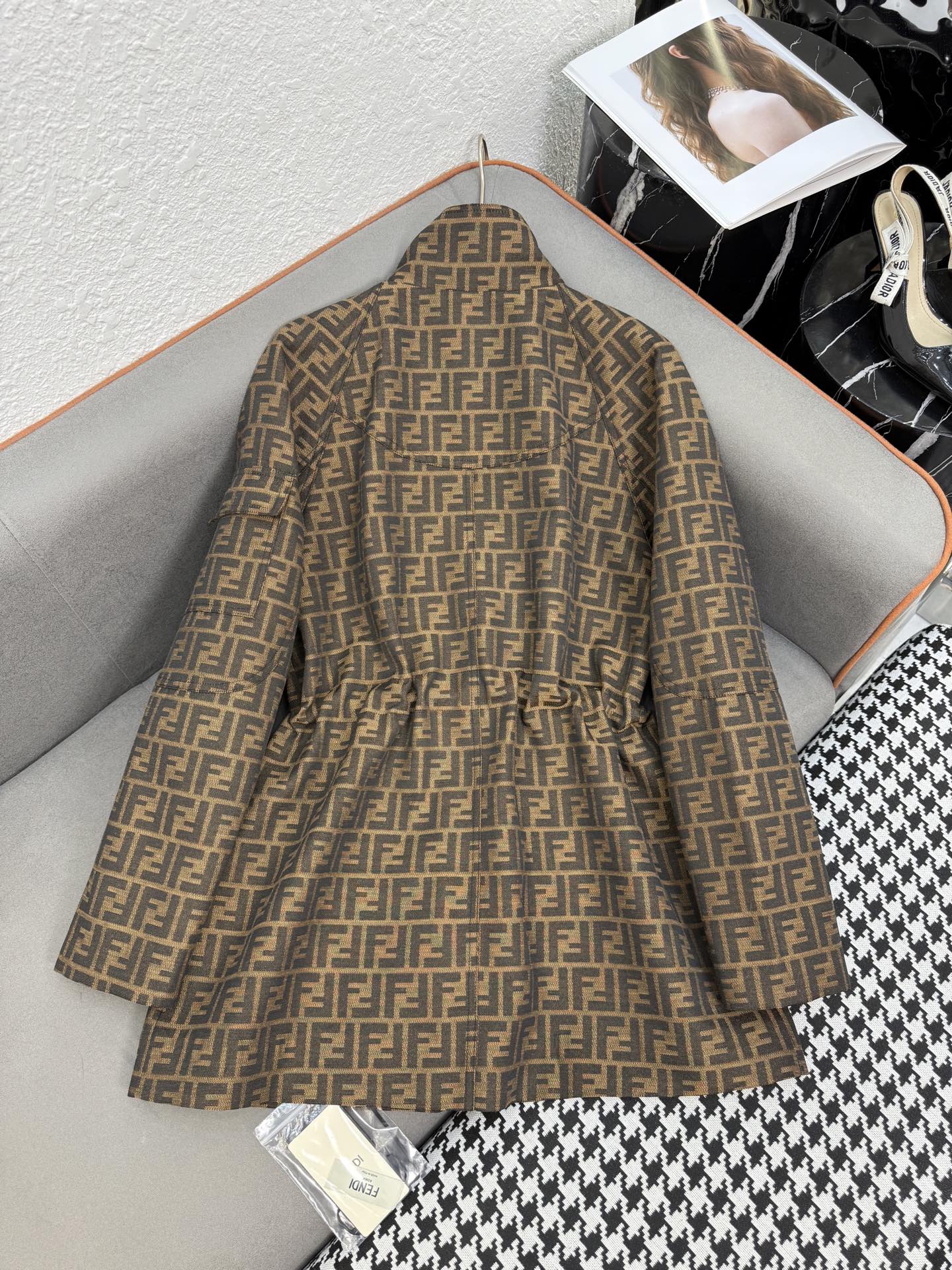 F waist-adjustable jacket 1825090911